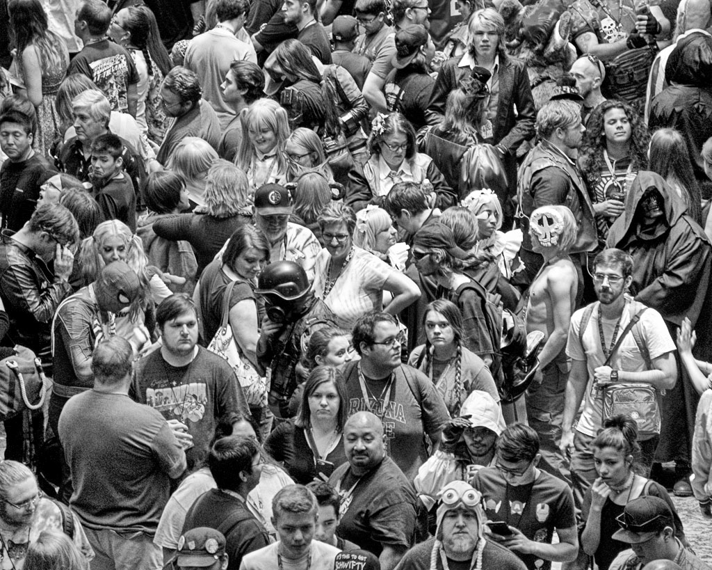 Saturday morning crowds