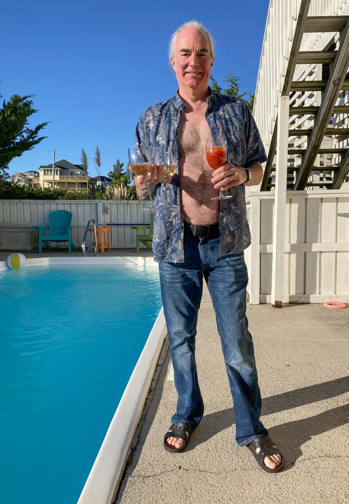 Alan with drinks