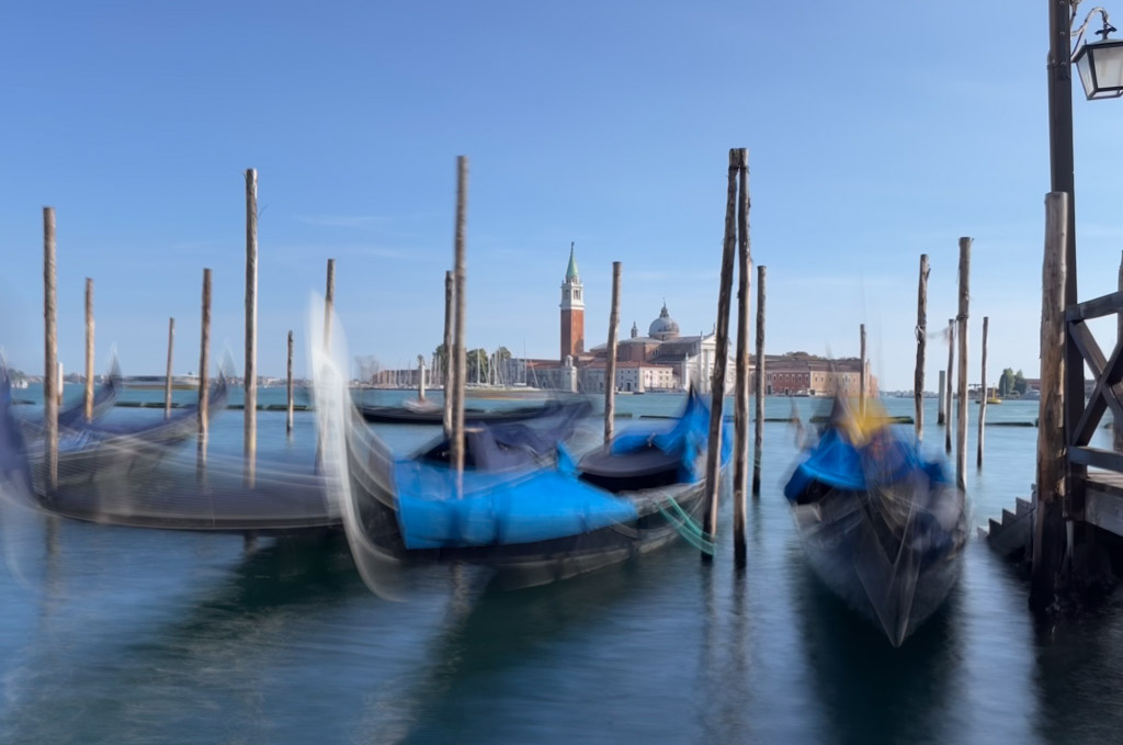 gondolas